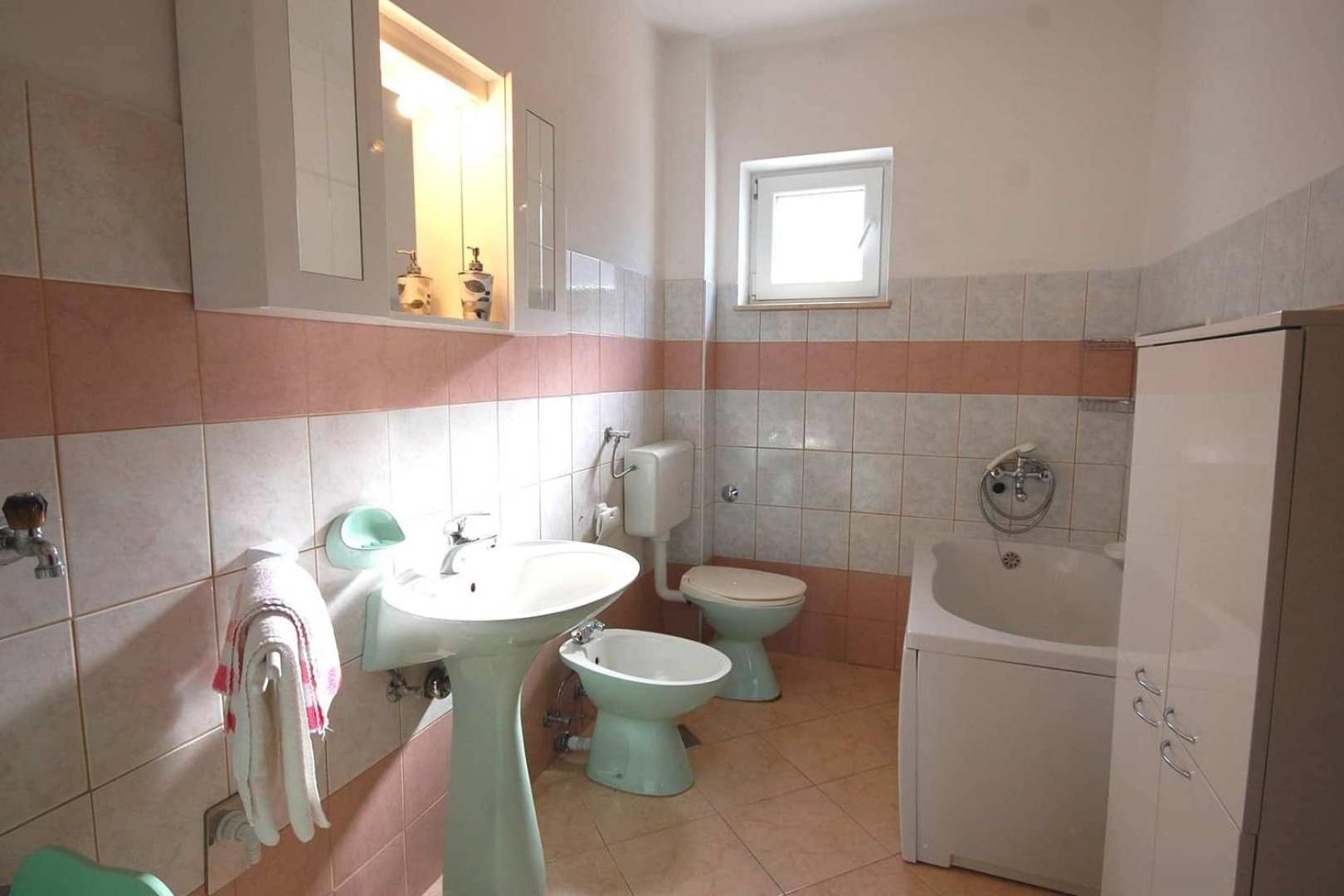 Apartments With A Parking Space Njivice, Krk - 21858 المظهر الخارجي الصورة